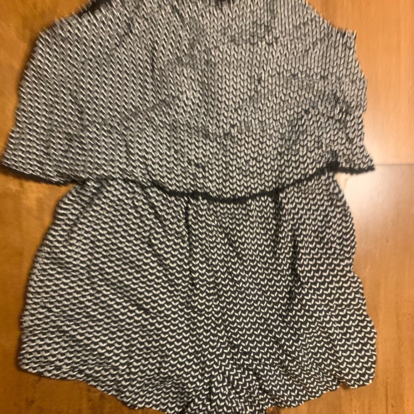 Jumpsuit short - Picture 2 of 2